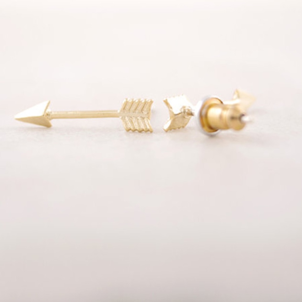 Dainty Gold Arrow Stud Earrings - Picture 3 of 6